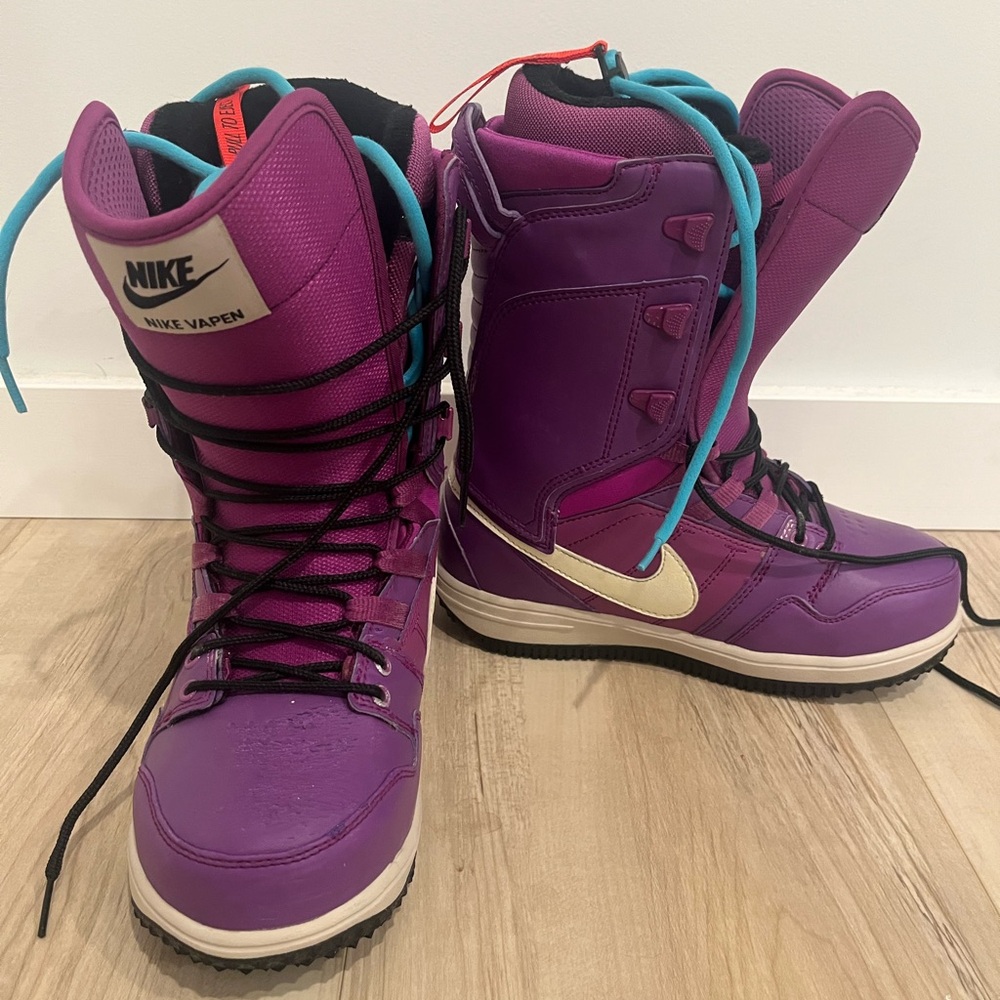 Nike Vapen Snowboard Boots